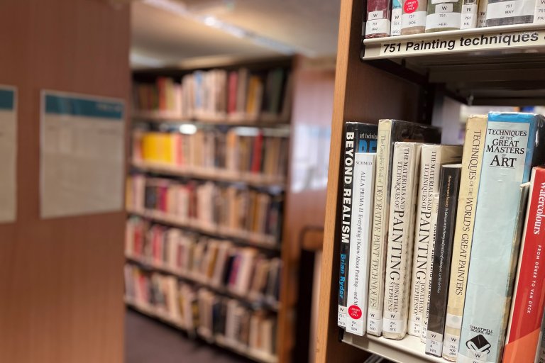 Campus Libraries Library